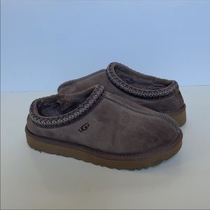 Ugg slippers
